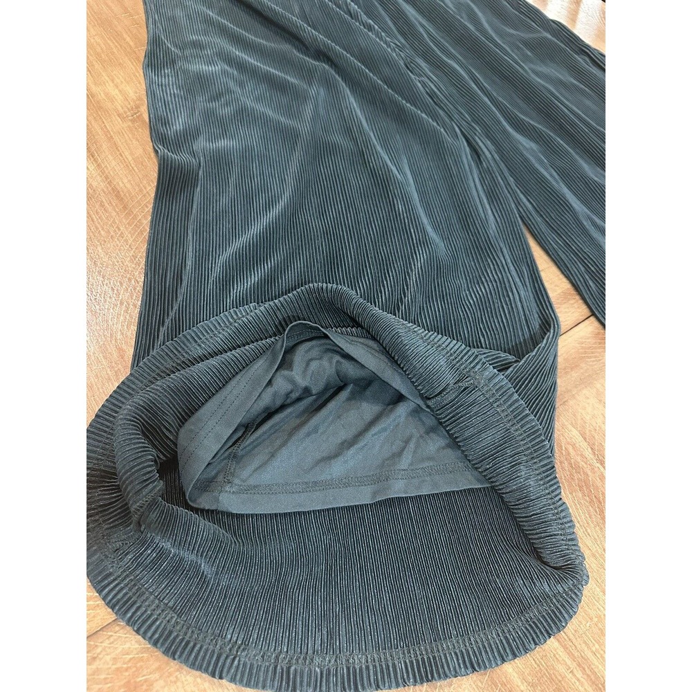 NWT Lulu’s Plisse Be Mine Teal Green Plisse Wide Leg Jumpsuit Size XS Lined Zip - Picture 9 of 16